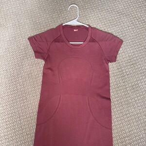 Short Sleeve Maroon Top